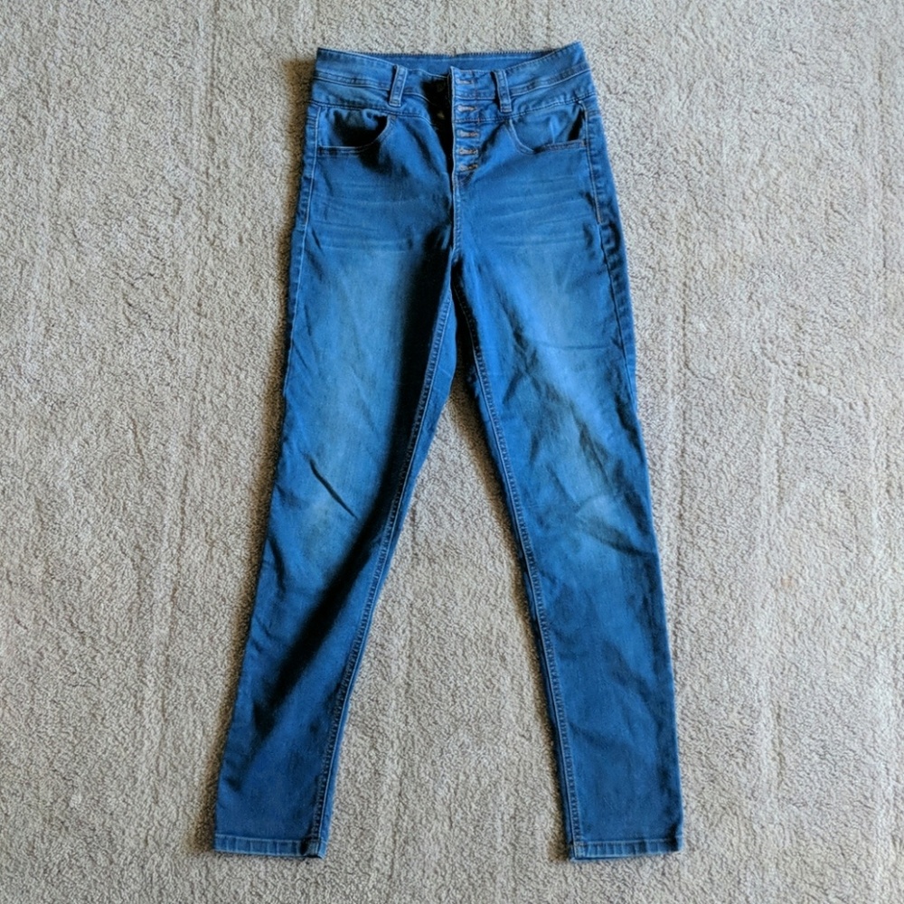 High waisted skinny jeans